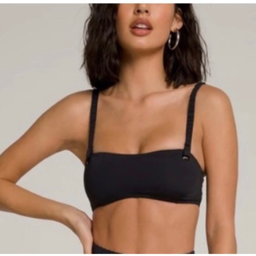 Good American NWOT bikini top Black sz 0